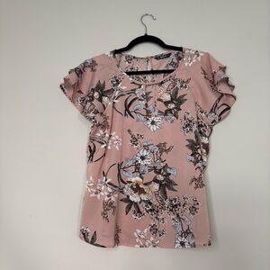 SHEIN Women’s Floral Top/Blouse Cap/Short Sleeves Size M Romantic, Casual